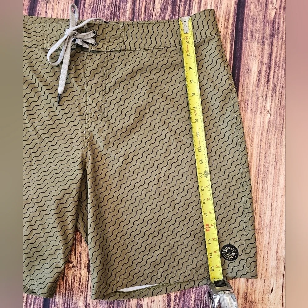 United By Blue Men’s Size 36 Quick Dry Sustainable Swim Shorts Trunks Boardshort